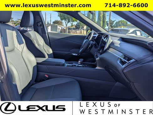 Used 2025 Lexus RX 350 Premium image 6