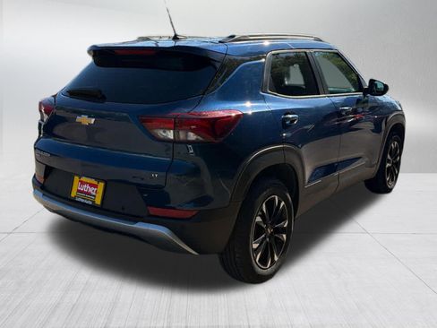 Used 2021 Chevrolet TrailBlazer LT w/ Convenience Package AWD/4WD image 6