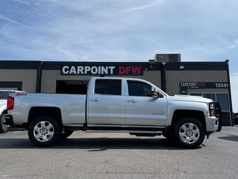 Used 2018 Chevrolet Silverado 3500 LTZ w/ Duramax Plus Package AWD/4WD image 4