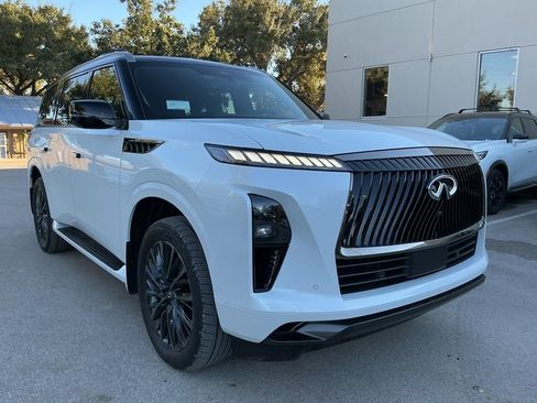 Used 2026 INFINITI QX80 Autograph AWD/4WD image 9