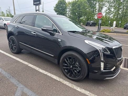 Certified 2023 Cadillac XT5 Premium Luxury AWD/4WD image 1