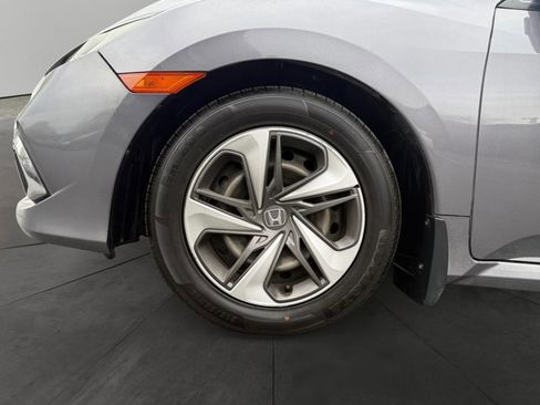 Used 2019 Honda Civic LX image 9