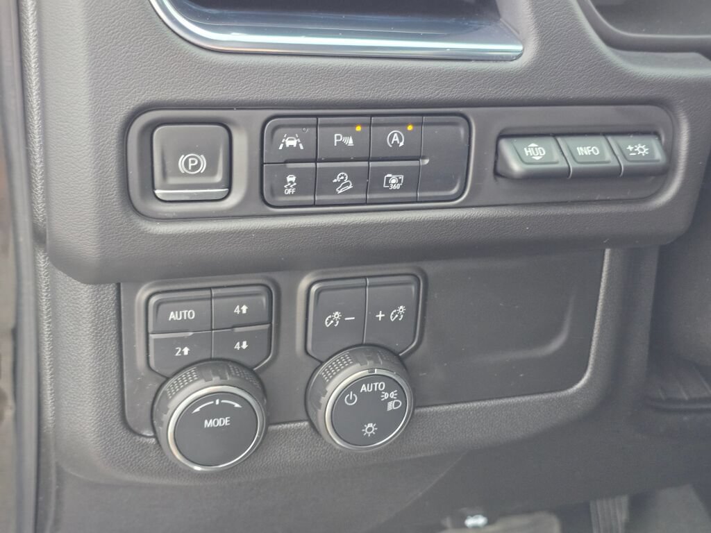 Used 2023 Chevrolet Tahoe High Country AWD/4WD image 29