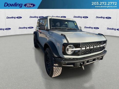 Used 2024 Ford Bronco Wildtrak image 5