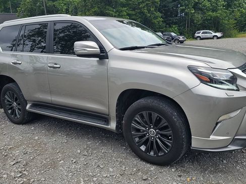 Used 2023 Lexus GX 460 Premium AWD/4WD image 3