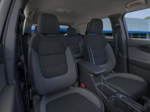New 2026 Chevrolet TrailBlazer LT w/ Convenience Package FWD image 16