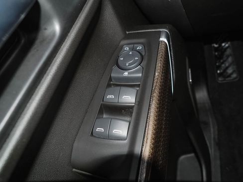 Used 2020 Chevrolet Silverado 1500 LT Trail Boss image 23