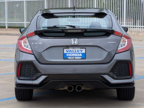 Used 2018 Honda Civic Sport image 7