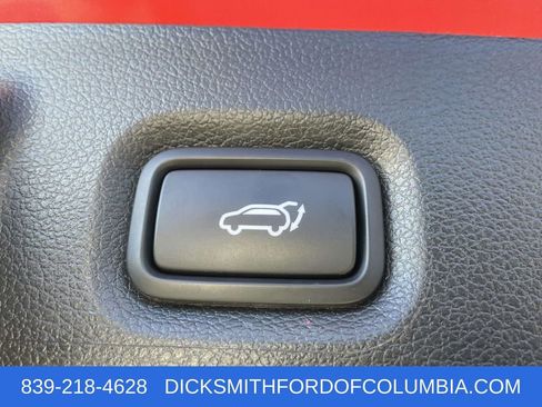 Used 2023 Hyundai Santa Fe Calligraphy image 11