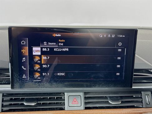 Certified 2022 Audi A4 2.0T Premium w/ Convenience Package image 14
