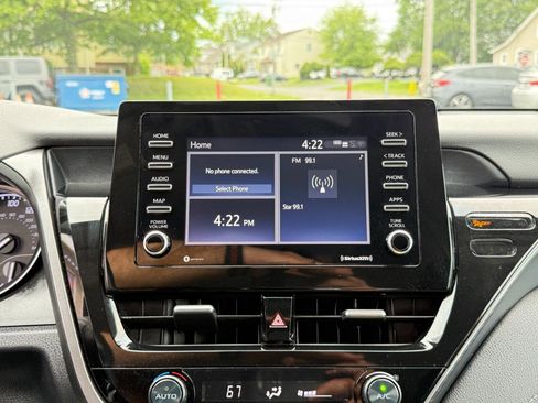 Used 2021 Toyota Camry SE image 45