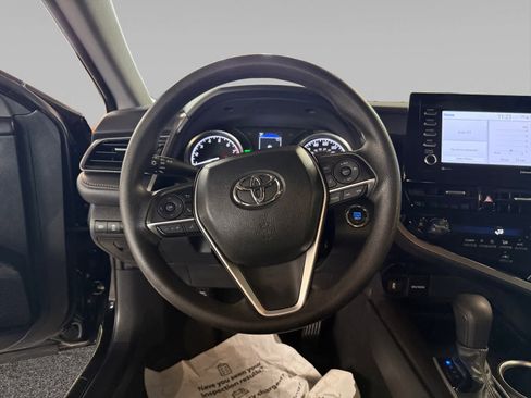 Used 2023 Toyota Camry LE w/ Convenience Package image 12