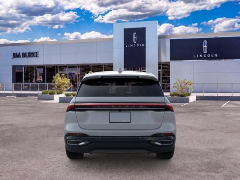 New 2026 Lincoln Nautilus Premier AWD/4WD image 5