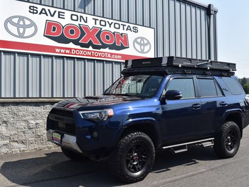 Used 2021 Toyota 4Runner TRD Off-Road Premium w/ Moonroof Package AWD/4WD image 1