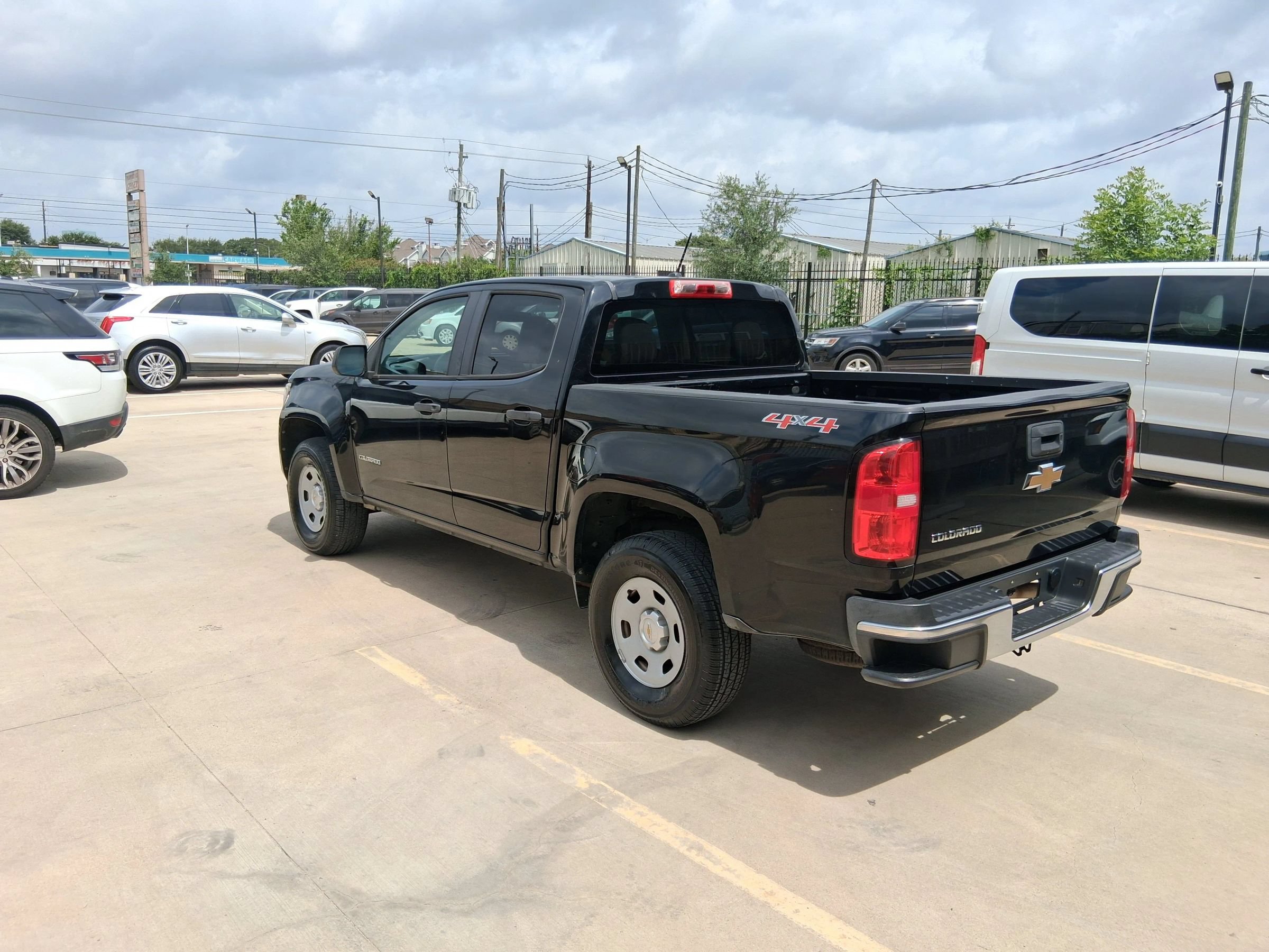 Used 2015 Chevrolet Colorado W/T w/ WT Convenience Package AWD/4WD image 6
