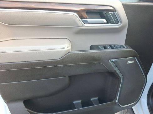 Used 2023 GMC Sierra 1500 SLT w/ SLT Premium Package image 12