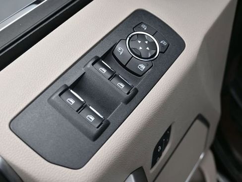 Used 2020 Ford F150 Limited w/ Trailer Tow Package image 14