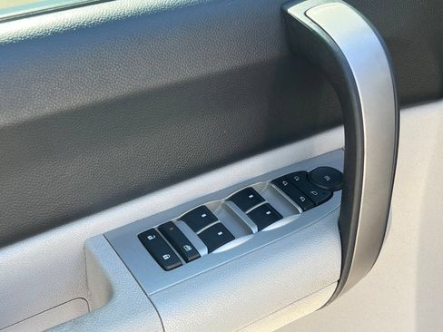 Used 2009 Chevrolet Silverado 1500 LT w/ Texas Edition RWD image 23