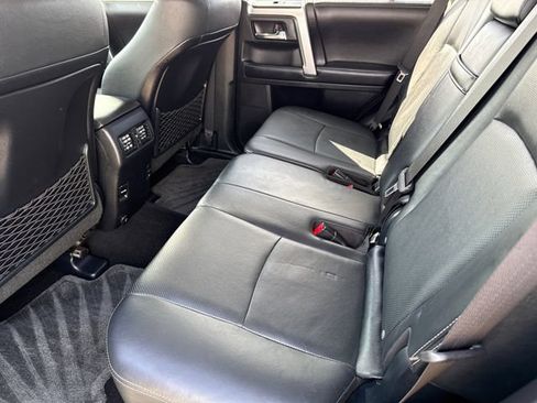 Used 2017 Toyota 4Runner Limited RWD image 17