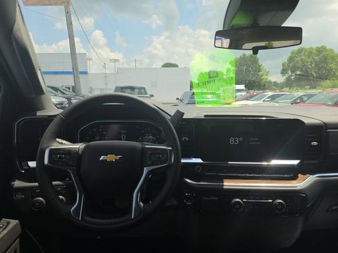 New 2026 Chevrolet Silverado 1500 LT AWD/4WD image 11