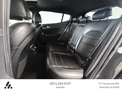 Used 2021 Kia Stinger GT2 image 17