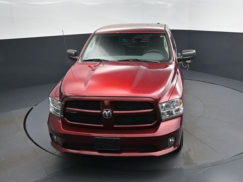 Used 2019 RAM 1500 Express AWD/4WD image 37