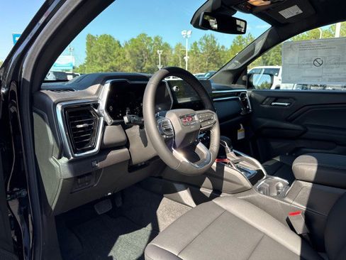 New 2026 GMC Canyon Elevation w/ Convenience Package image 22