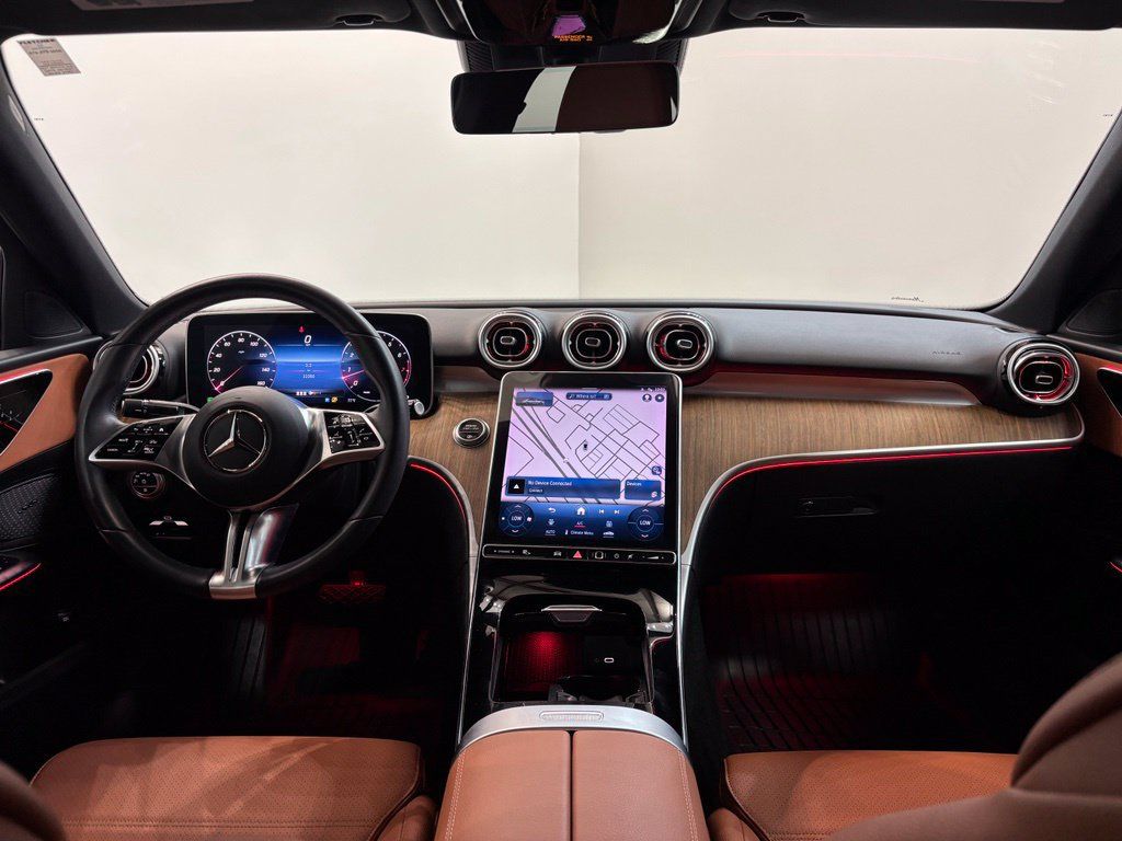 Used 2023 Mercedes-Benz C 300 Sedan image 11