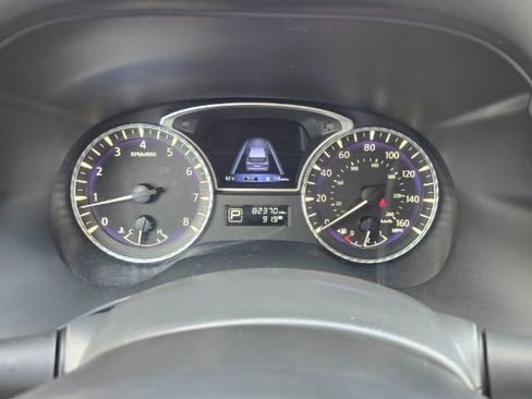 Used 2019 INFINITI QX60 Luxe w/ Essential Package image 17