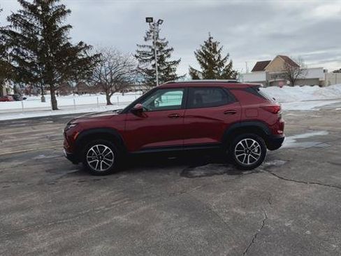 Used 2024 Chevrolet TrailBlazer LT w/ LT Cold Weather Package image 6