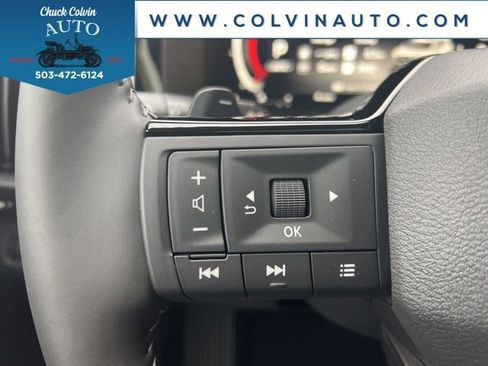 New 2026 Nissan Pathfinder Platinum image 18