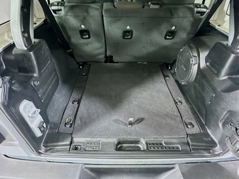 Used 2023 Jeep Wrangler Willys image 27