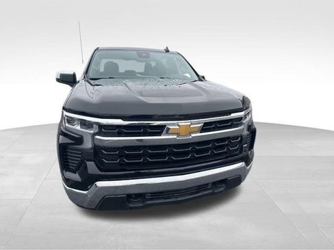 Used 2025 Chevrolet Silverado 1500 LT image 8
