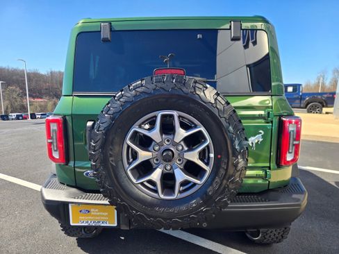 Used 2025 Ford Bronco Badlands image 6