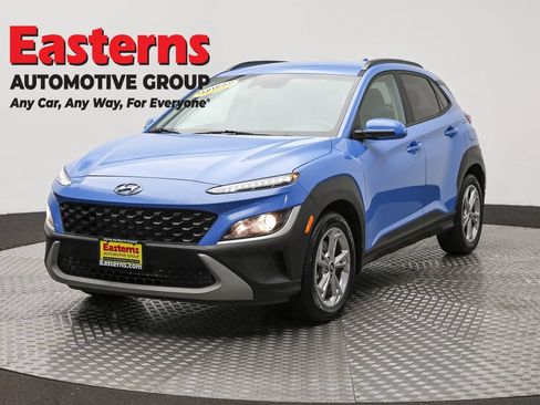 Used 2022 Hyundai Kona SEL w/ Cargo Package AWD/4WD image 1