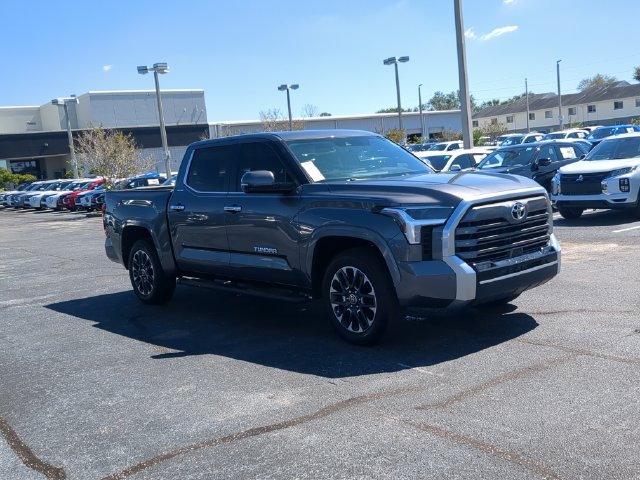 Used 2024 Toyota Tundra Limited w/ Power Package RWD image 4
