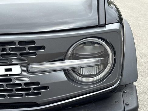 Used 2024 Ford Bronco Badlands image 11