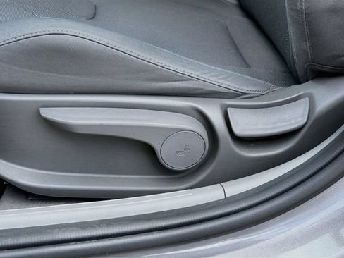 Used 2021 Hyundai Elantra SE FWD image 24