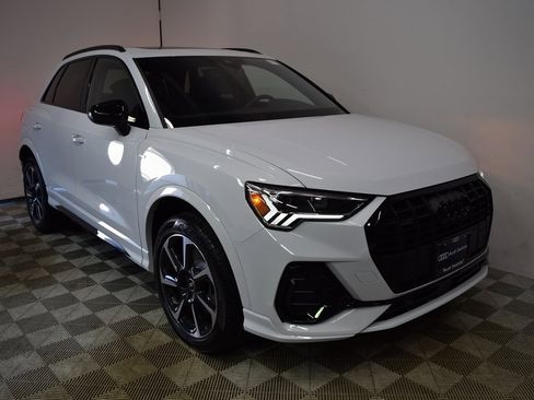 New 2025 Audi Q3 2.0T Premium Plus image 1