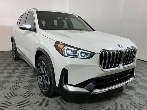 Certified 2023 BMW X1 xDrive28i w/ Convenience Package AWD/4WD image 4
