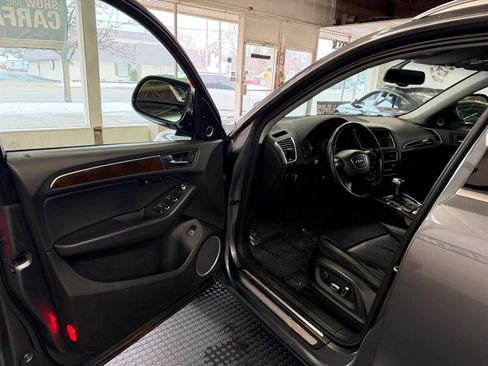 Used 2016 Audi Q5 2.0T Premium Plus w/ Technology Package image 29