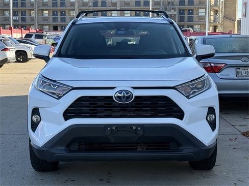 Used 2021 Toyota RAV4 XLE image 8