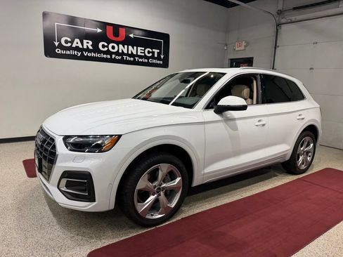 Used 2021 Audi Q5 Prestige w/ Prestige Package AWD/4WD image 2
