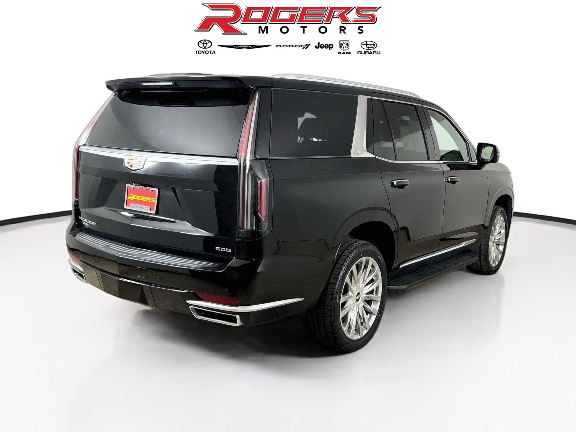 Used 2021 Cadillac Escalade Premium Luxury AWD/4WD image 13