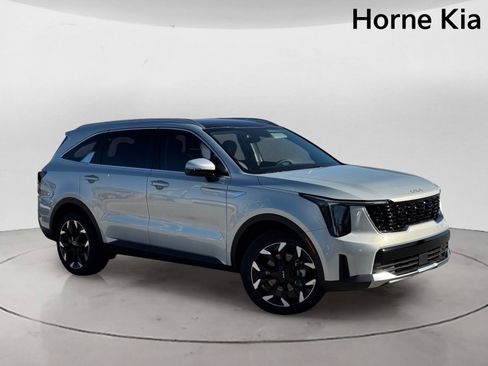 New 2026 Kia Sorento EX w/ EX Premium Package FWD image 2
