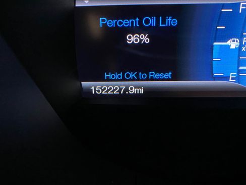 Used 2016 Ford Fusion Titanium FWD image 11