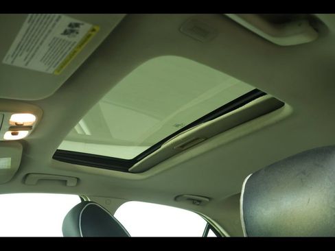 Used 2011 Ford Fusion SE w/ 202A Rapid Spec Order Code FWD image 21