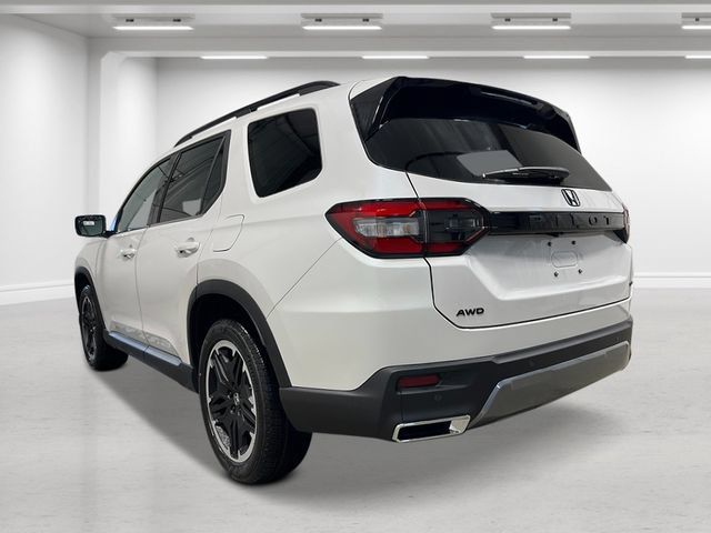 New 2026 Honda Pilot Touring image 5