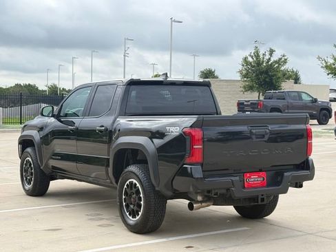 Used 2026 Toyota Tacoma TRD Off-Road AWD/4WD image 6