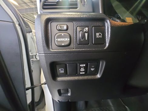 Used 2022 Toyota 4Runner TRD Off-Road Premium AWD/4WD image 29